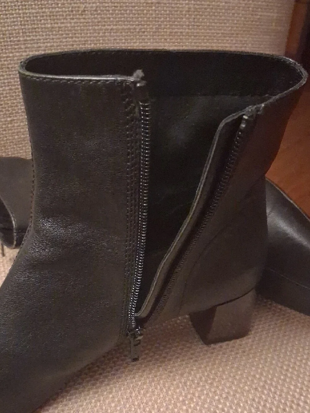 Vagabond black leather